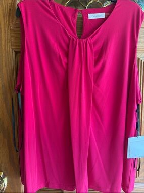 Calvin Klein Sleeveless Pleat-Front Top in Fuchsia Pink